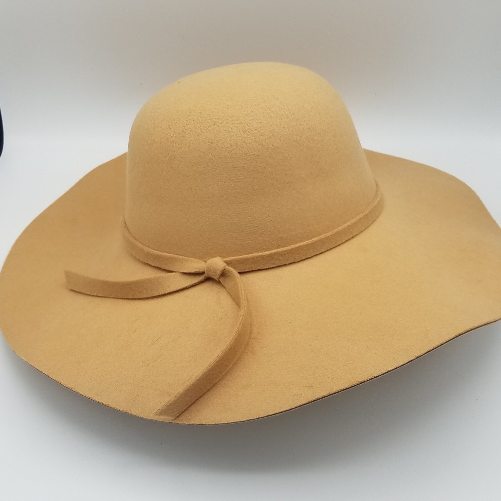 Wide Brim Floppy Hat